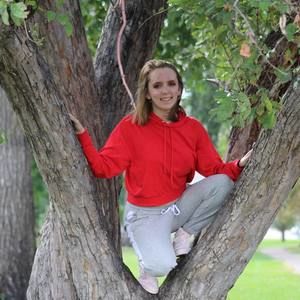 Meet your Posher, Maddie